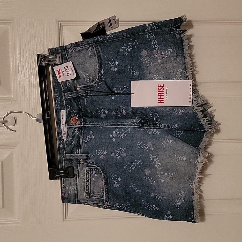 Floral Jean Shorts - Size 11/30 (Juniors)